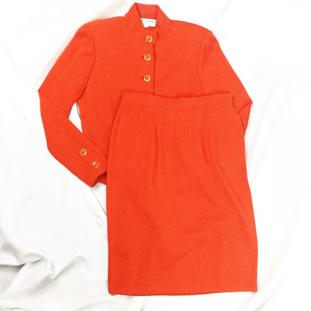 ST. JOHN KNIT SKIRT SET